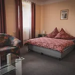 Hotel Faraon *